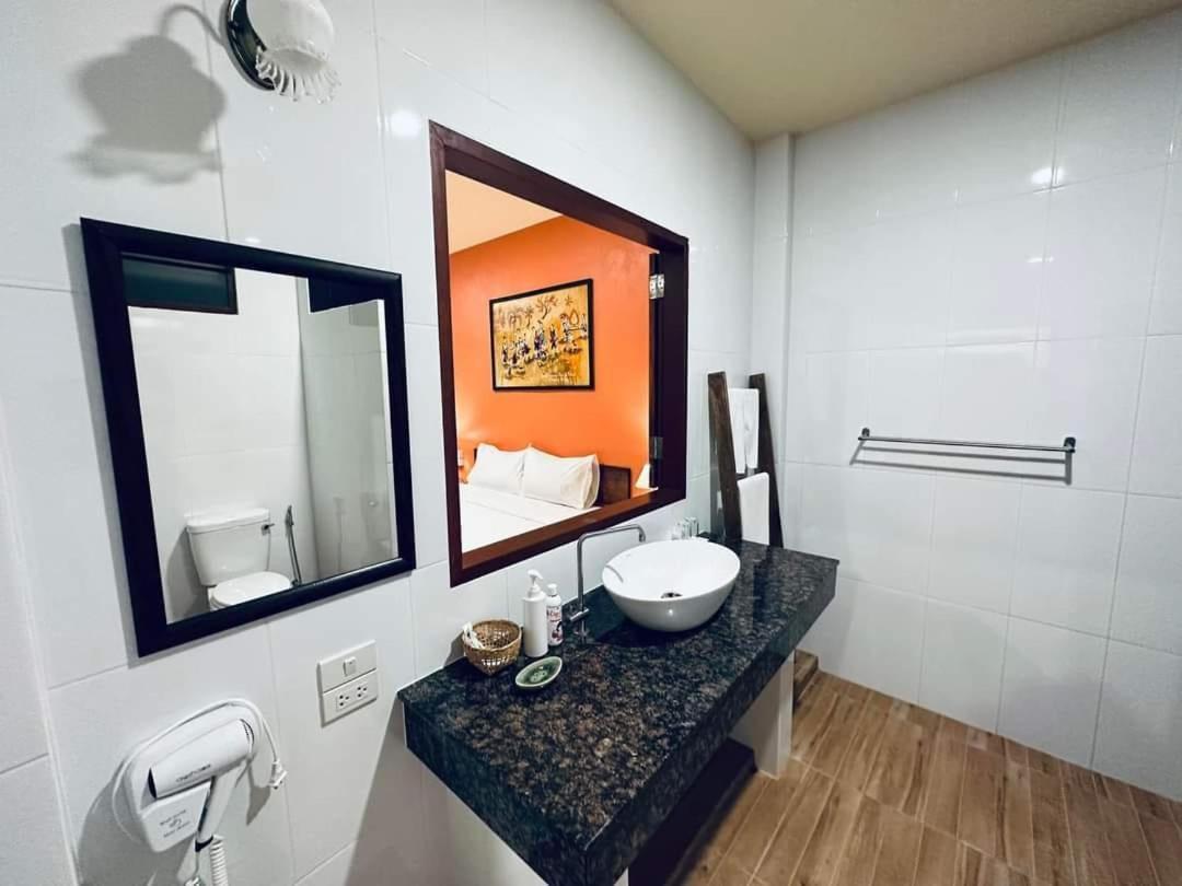 Baan Sakuna Hotel Csiangkhong Kültér fotó